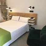 La Terrassa 3* Βαρκελώνη