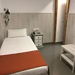 La Terrassa Πανσιόν 3*