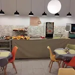 Πανσιόν La Terrassa 3*