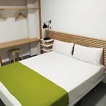 La Terrassa Πανσιόν 3*