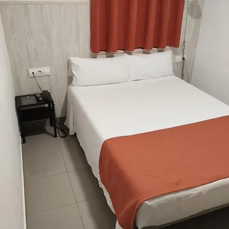 Pensión La Terrassa 3*