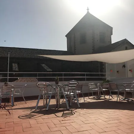 La Terrassa 3*