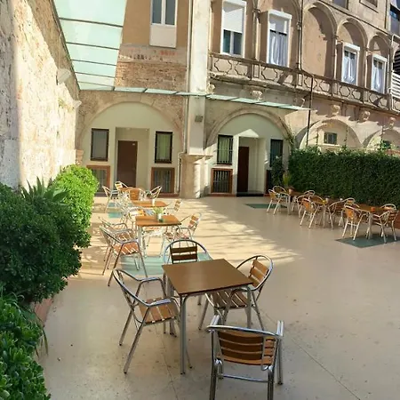 Pensjonat La Terrassa 3*